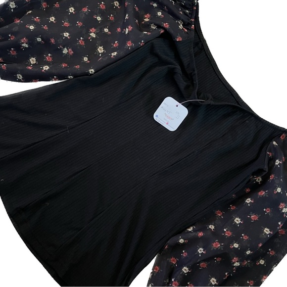 NWT BLACK RIBBED FULL LENGTH TOP WITH FLORAL PRINT MESH LONG SLEEVES SIZE SMALL - Picture 6 of 7